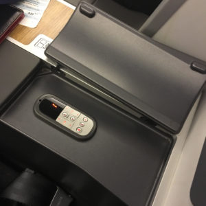aa-767-biz-class-controls-2-ayp