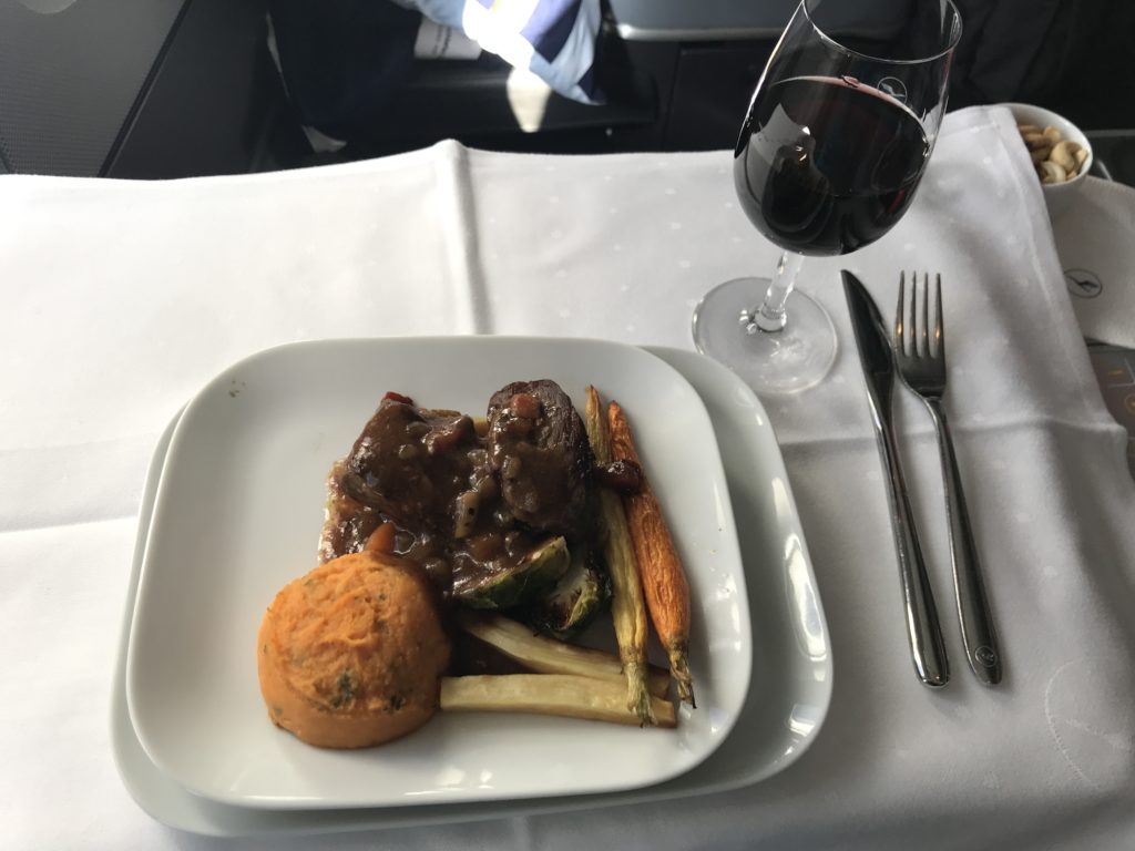 Lufthansa A340 business class meal service