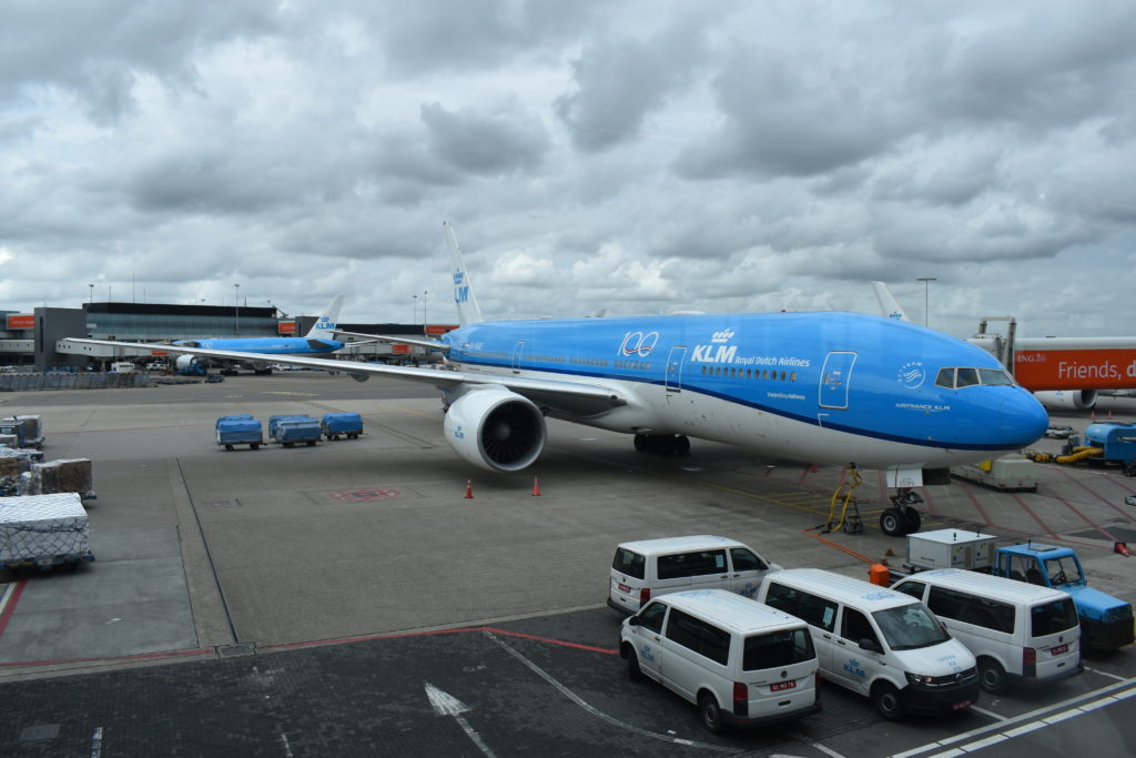 KLM 777-200ER business class