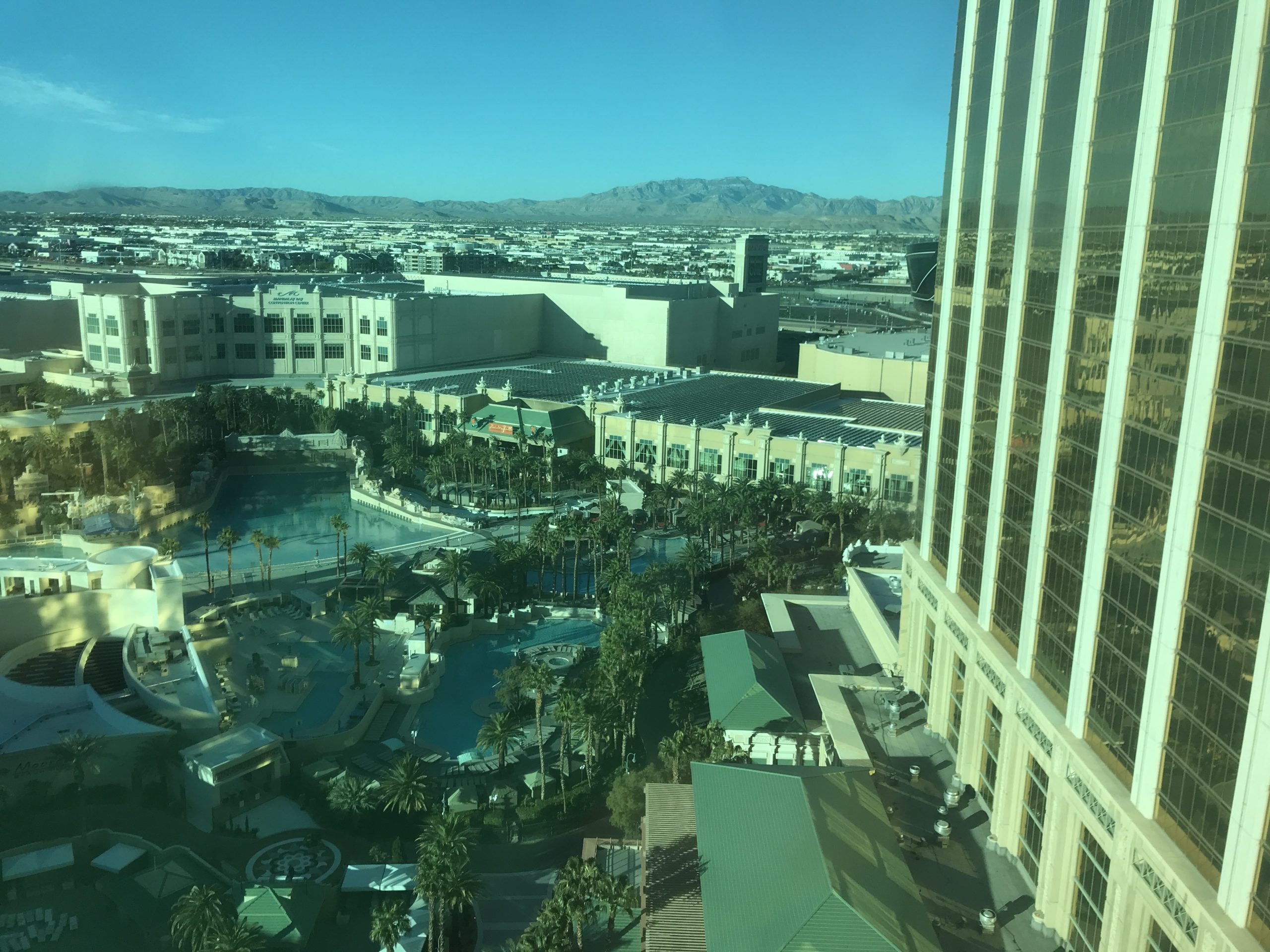 Mandalay-Bay-Stay-Well-Room-Review - Eye of the Flyer