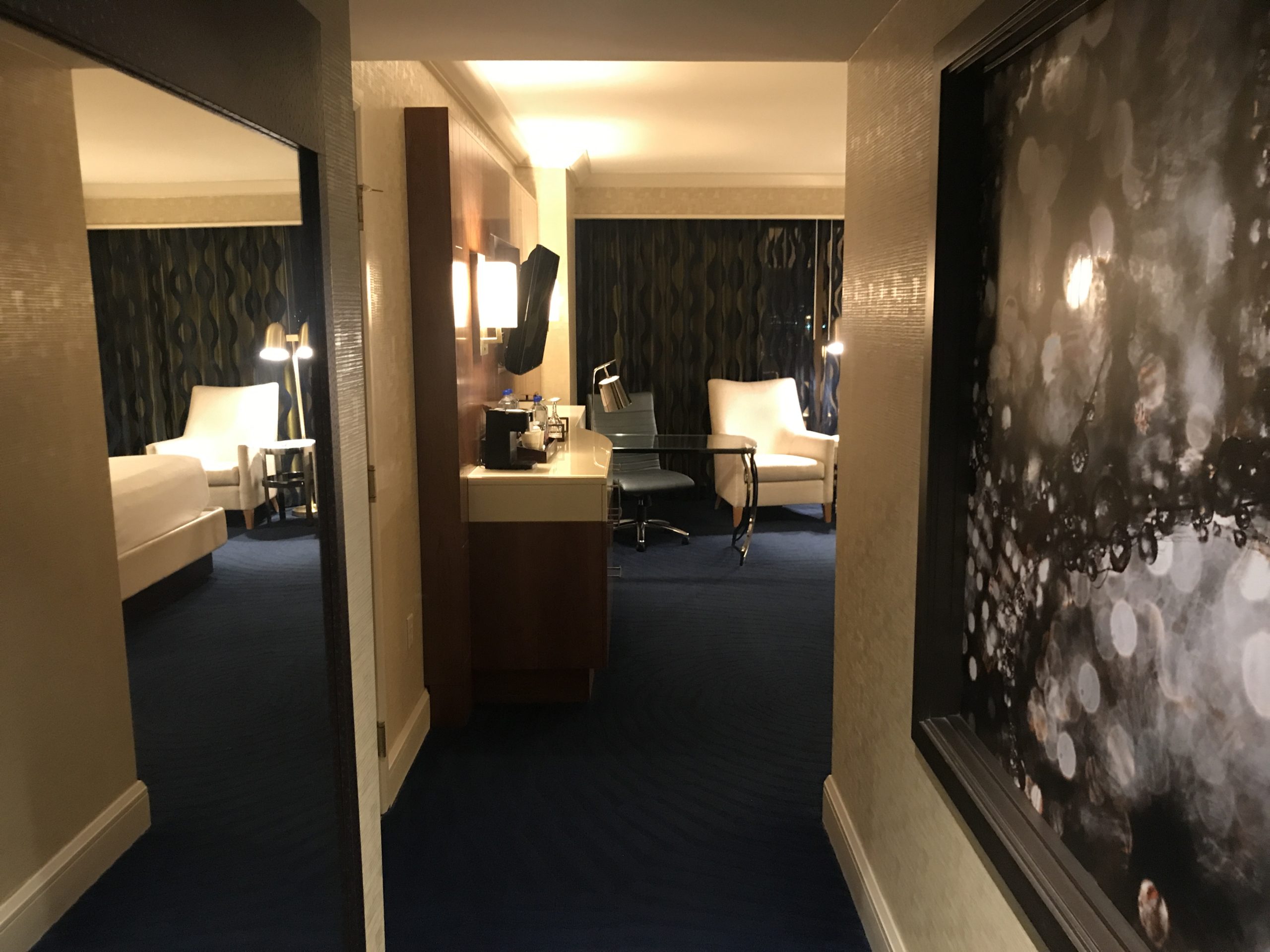 Mandalay-Bay-Stay-Well-Room-Review - Eye of the Flyer