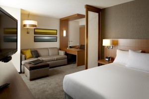 Photo of a guest room at the Hyatt Place La Paz. Courtesy of Hyatt.