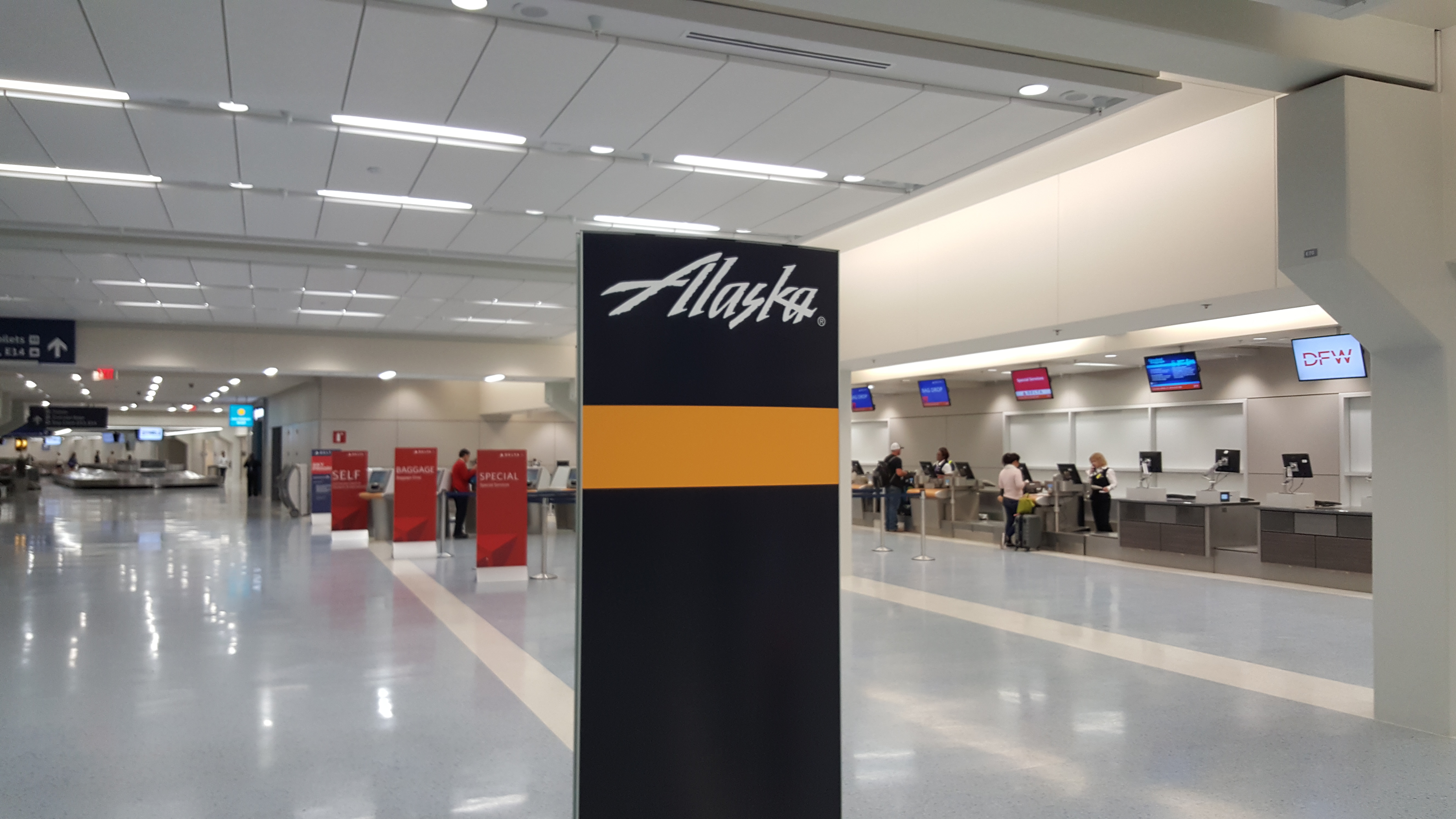 Alaska Airlines at DFW Terminal E
