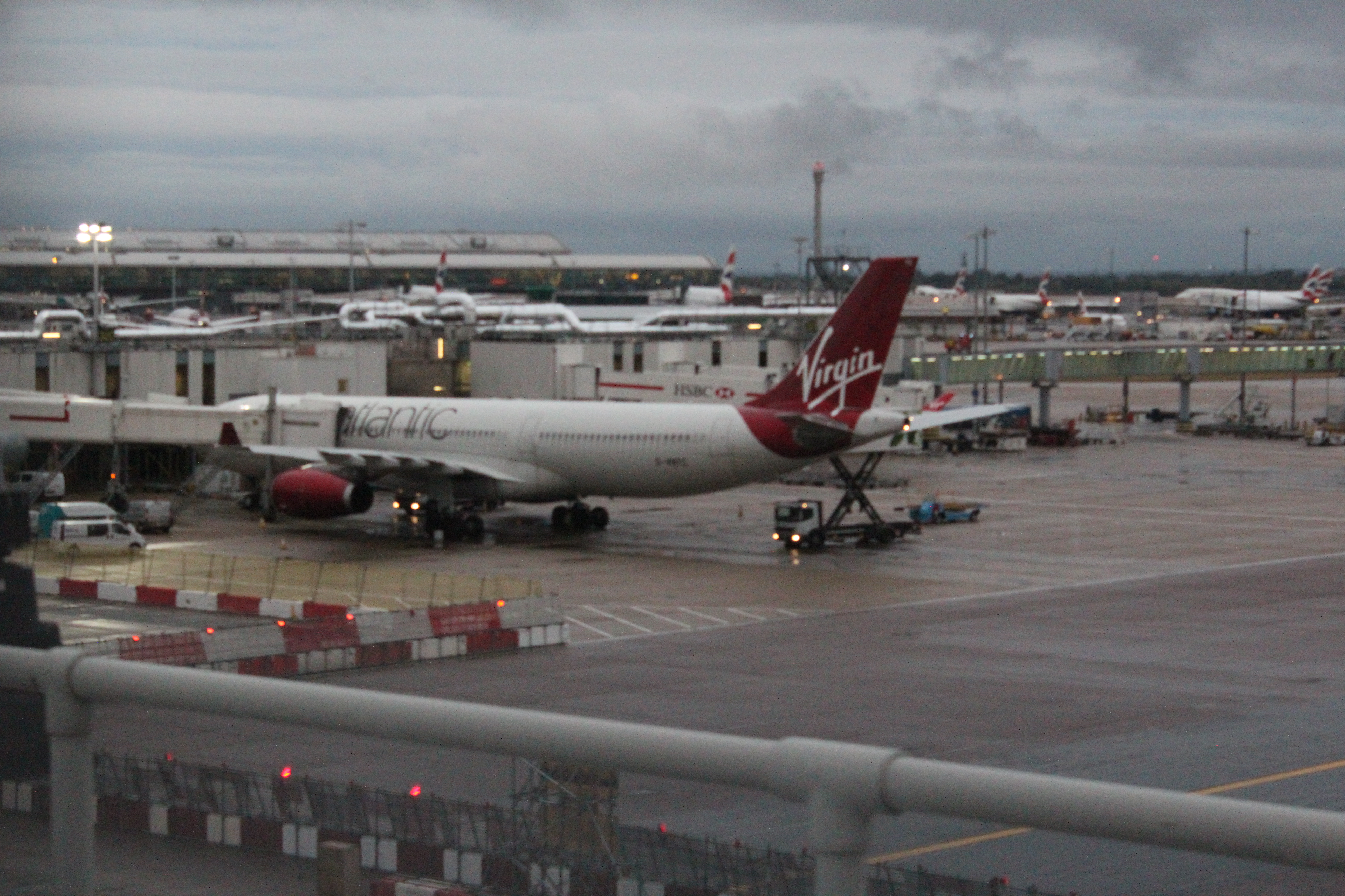 G-VNYC at LHR