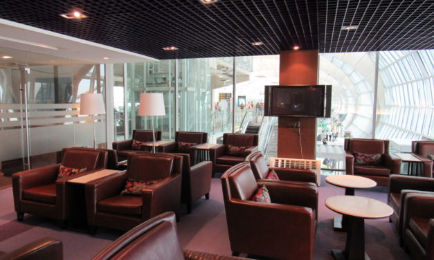 Review: Thai Airways Royal Silk Lounge