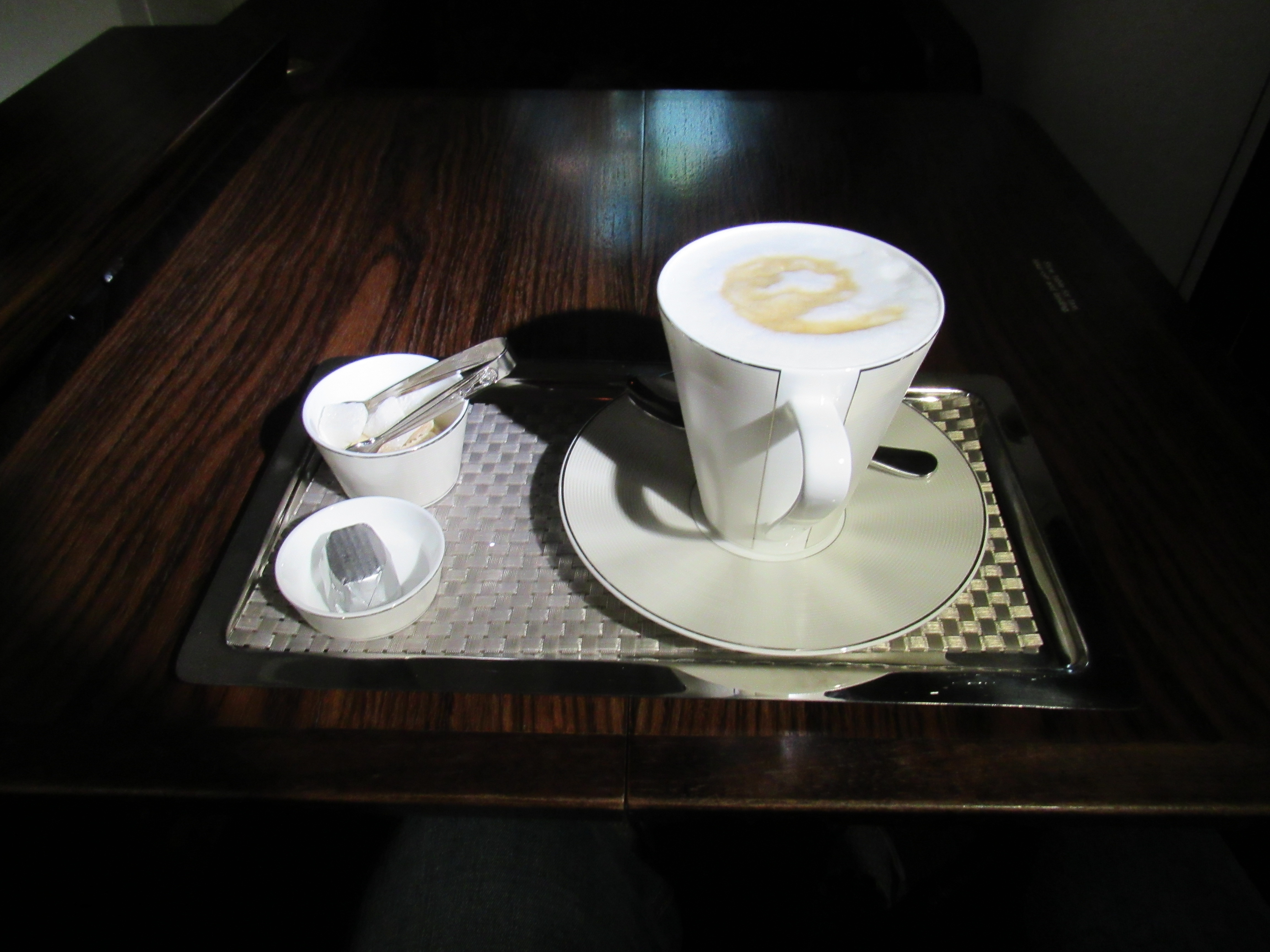 Latte with Cube Sugar