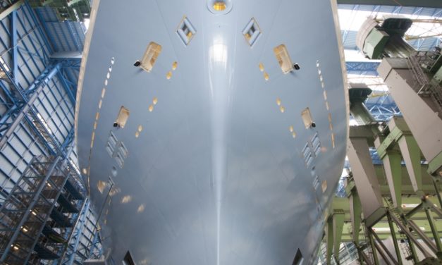 VIDEO: Ovation of the Seas Docking Out