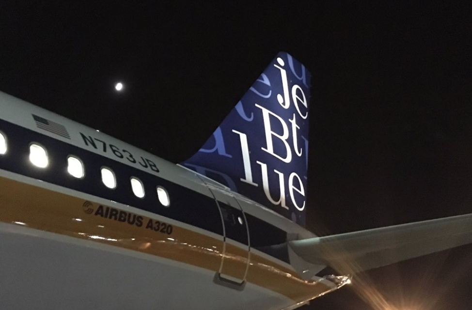 JetBlue Unveils Retro Jet Livery