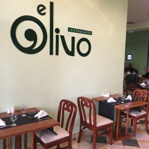 4 Points Olivo - AYP