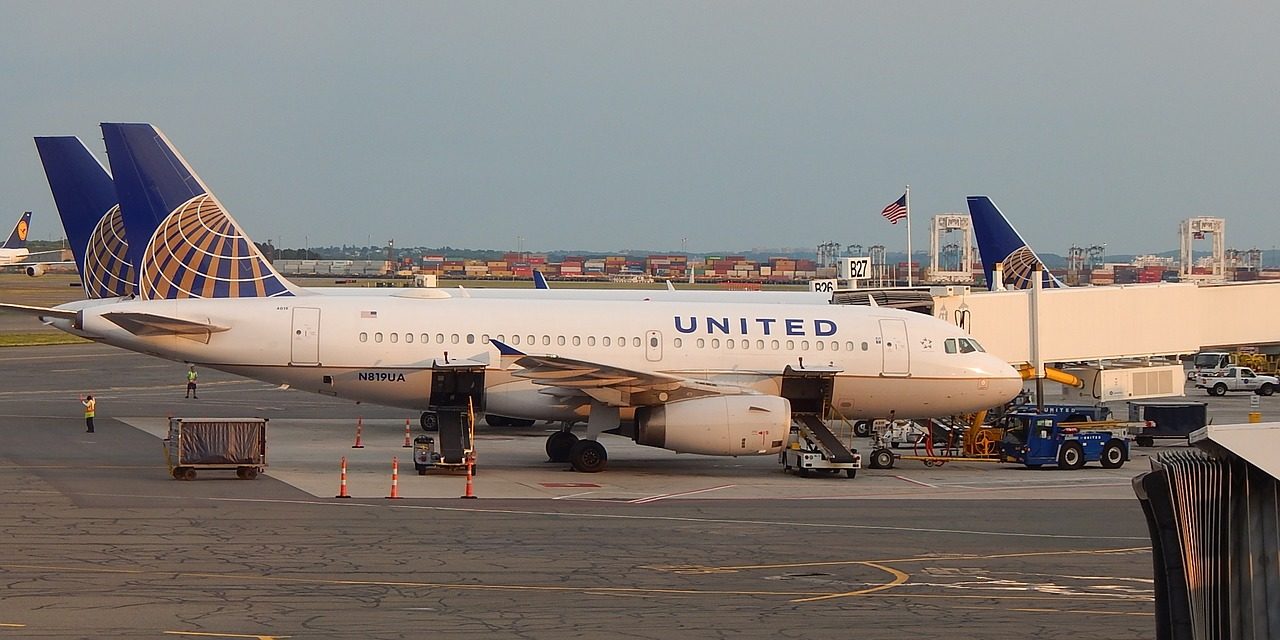 United: I am disappointed in how you forcibly removed a passenger from a flight