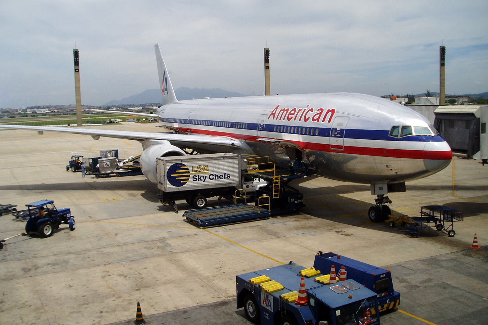 American Airlines 777