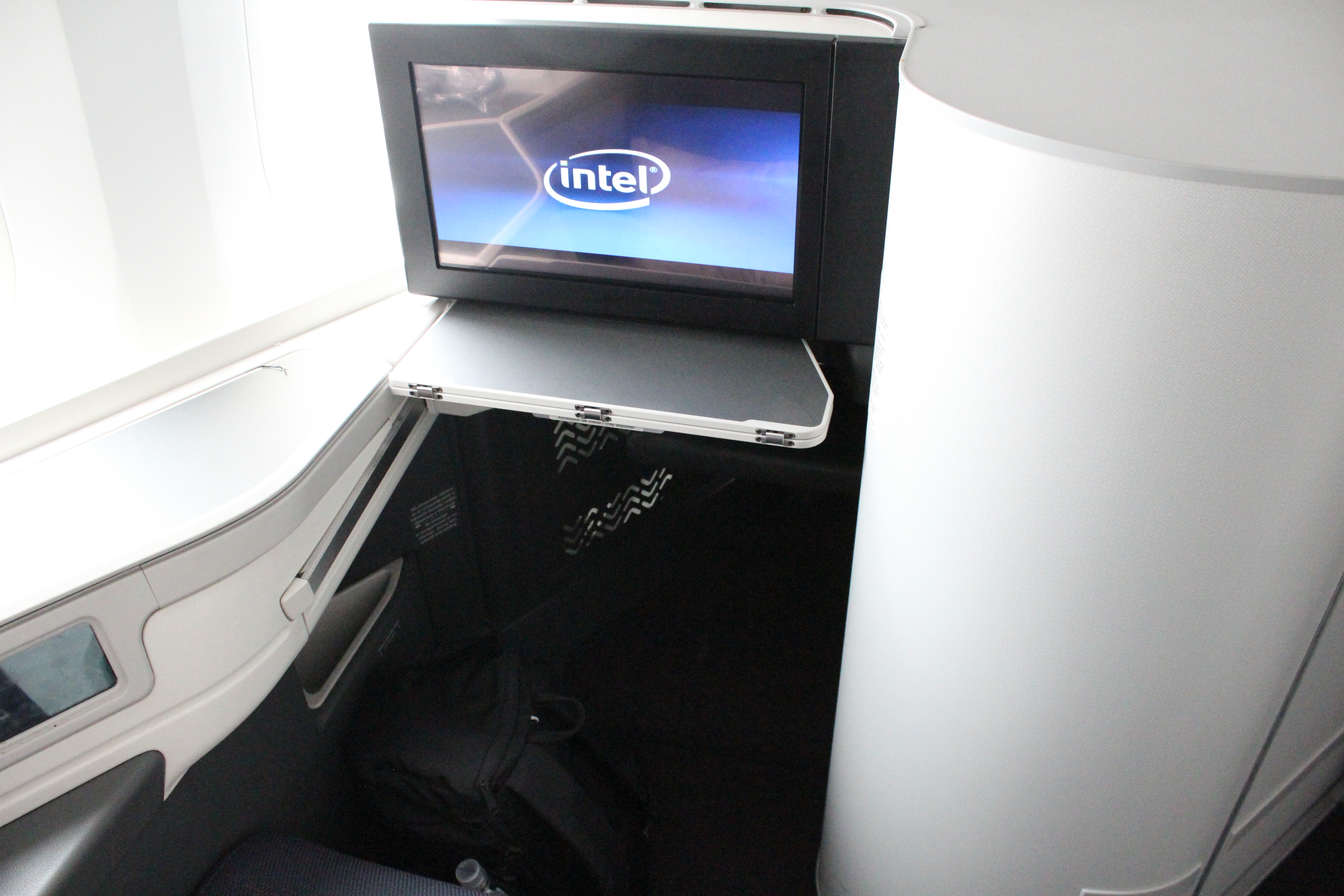 Aeromexico Business Class Seat facing IFE Screen