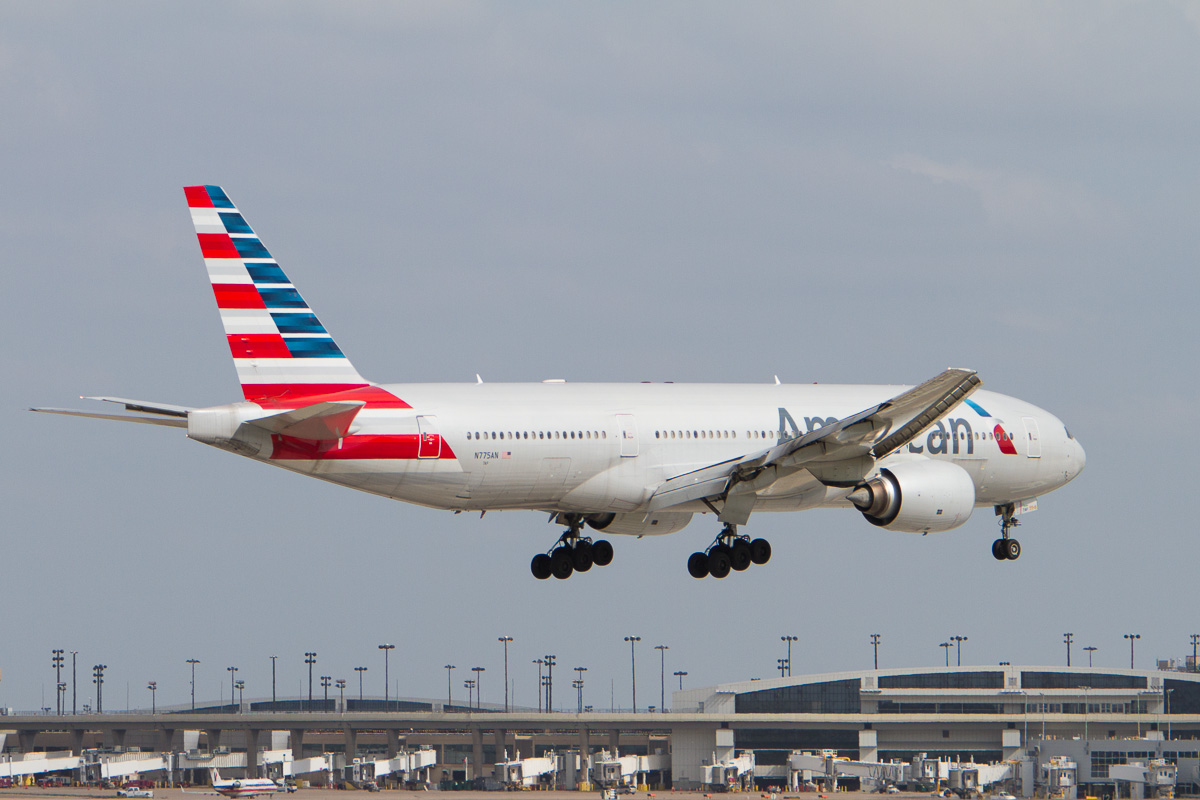 American Airlines Premium Economy 777