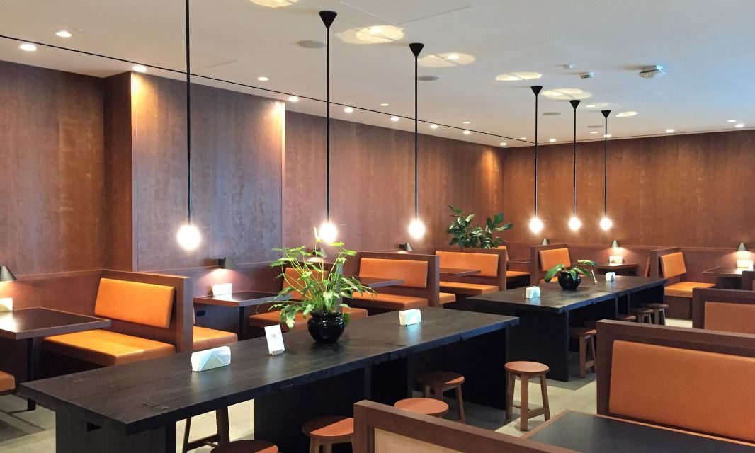 Oh no! Cathay Pacific reopens their London Heathrow lounges