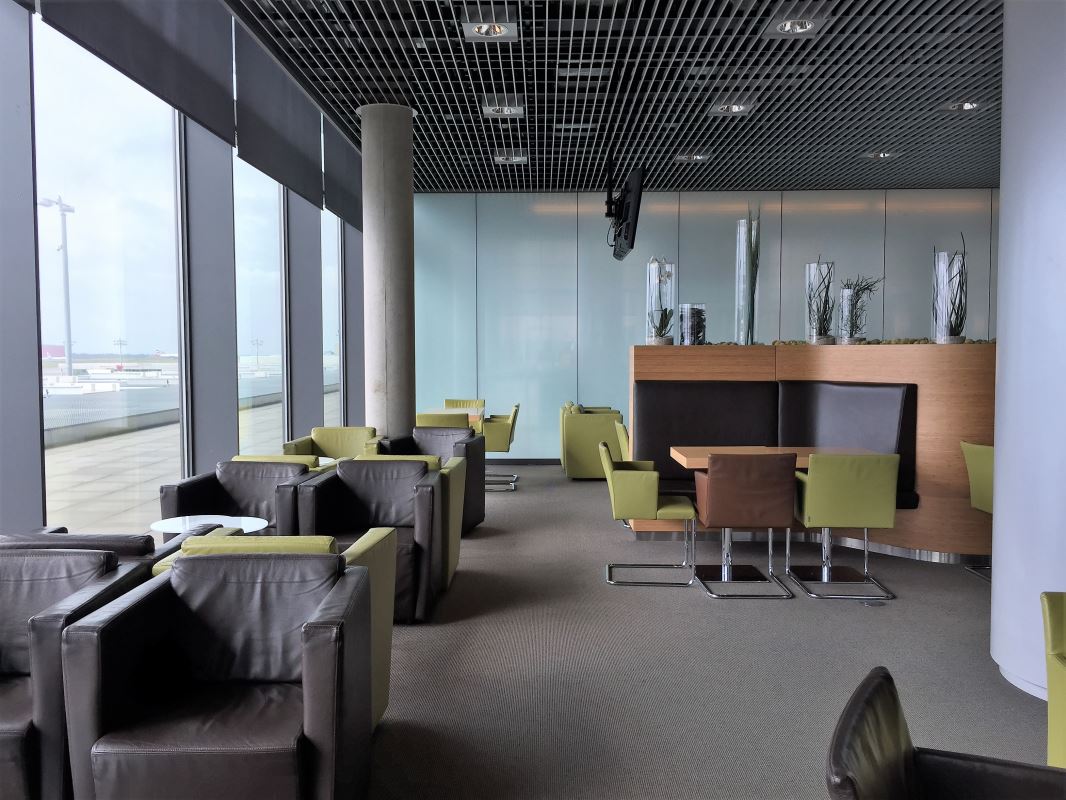 Review Luxair Lounge Luxembourg Airport Travelupdate