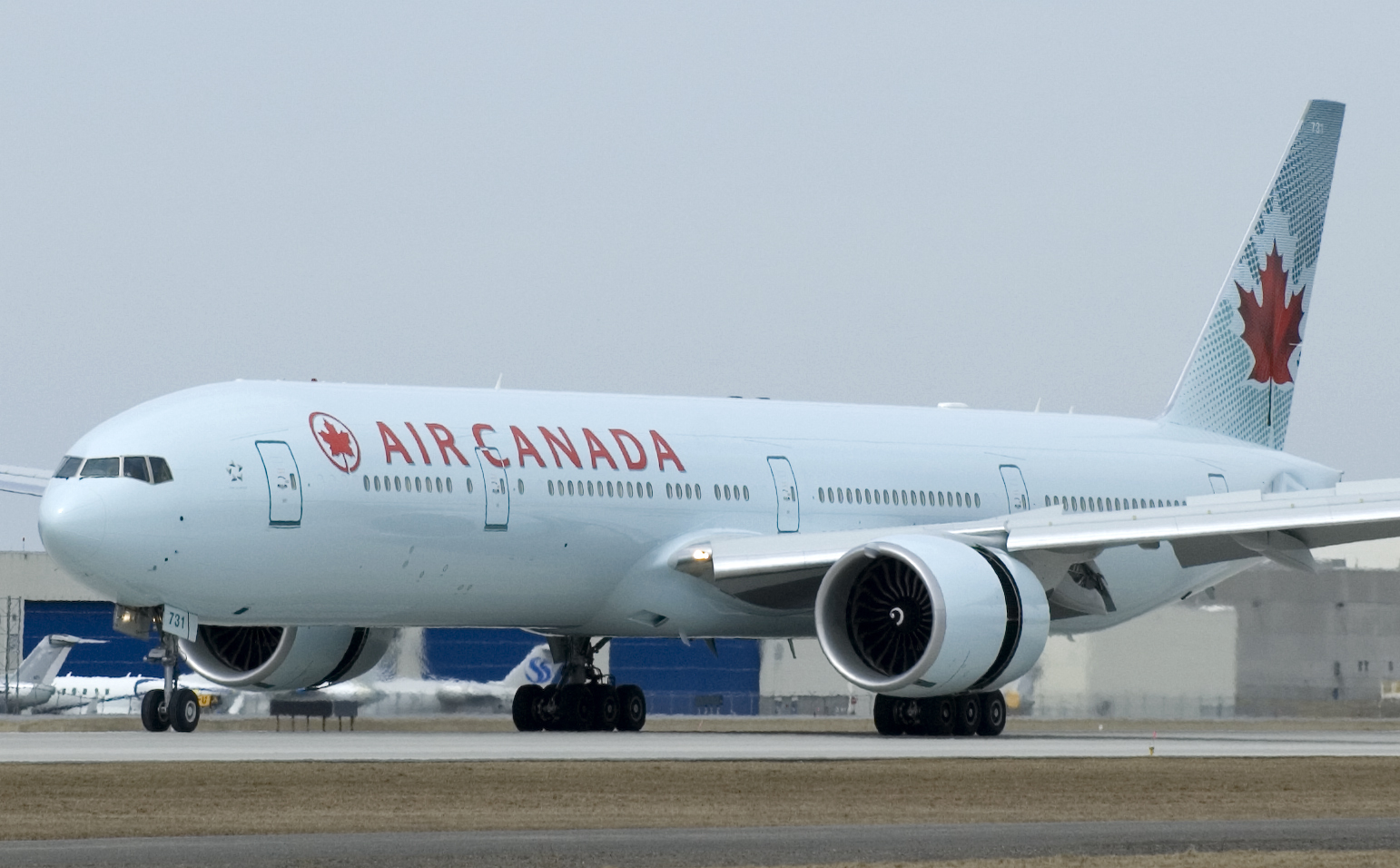 Air Canada 777