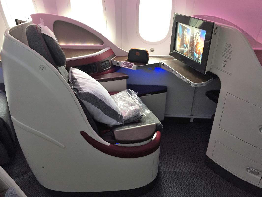 qatar airways bassinet seat