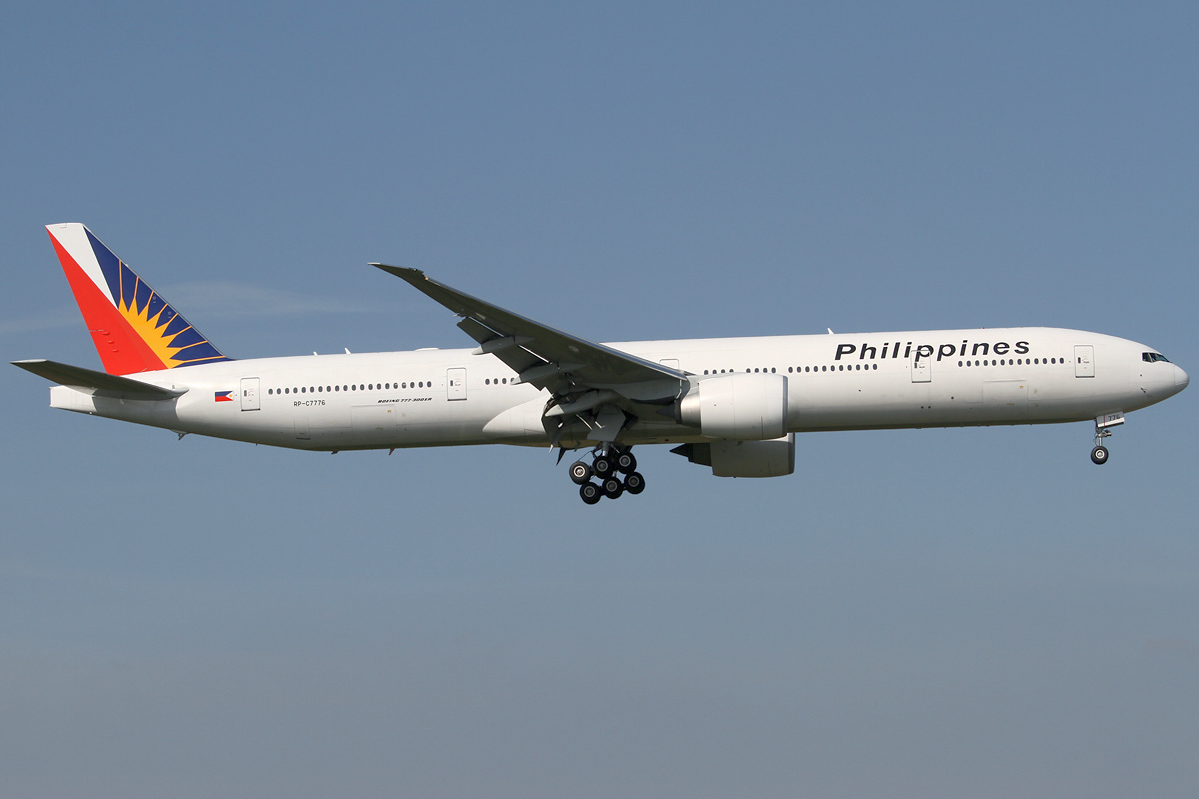 Philippine Airlines 777-300