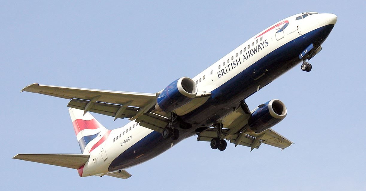 Which University in England has a Boeing 737-400 on site?