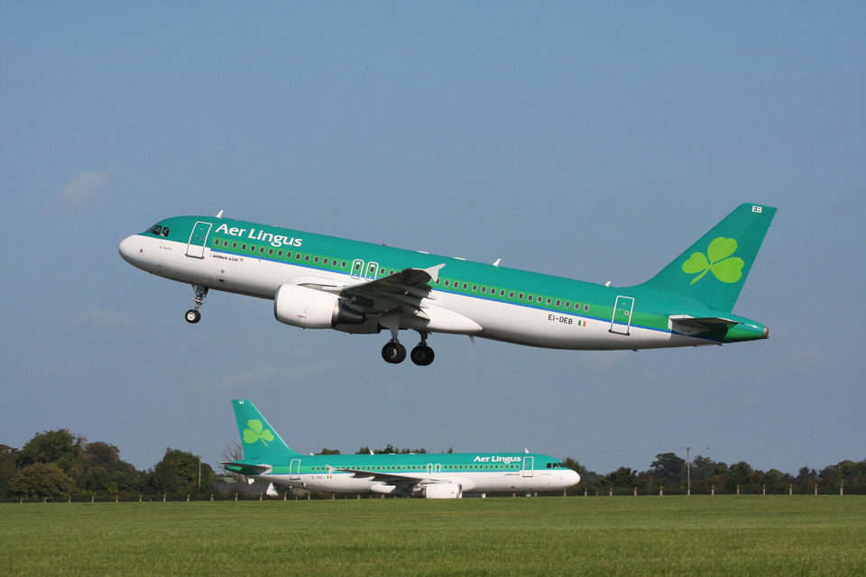 Earn a cheeky 18,000 Avios for €160 with Irish Independent