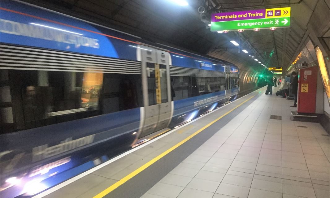 Should You Take The Heathrow Express Train To London? - TravelUpdate