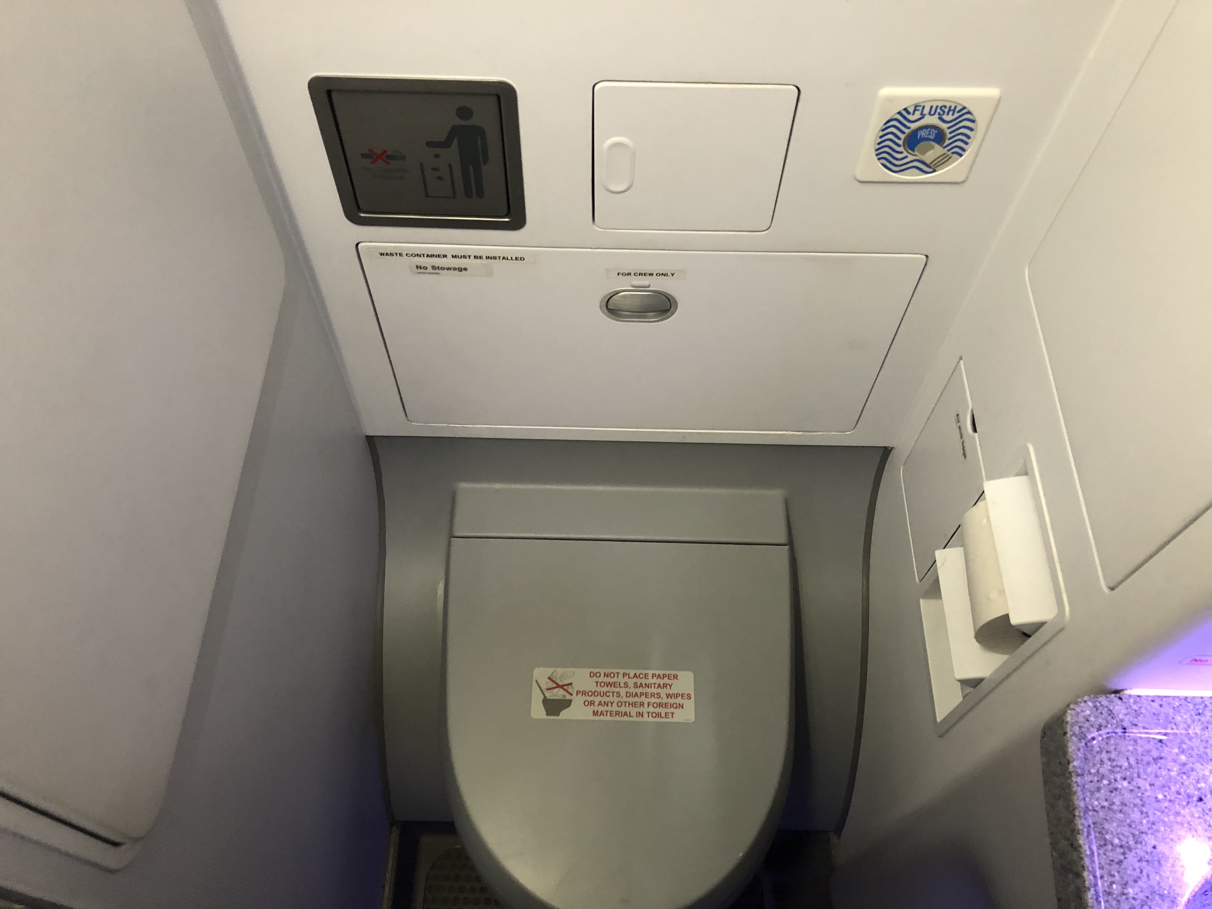 Frontier Airbus a320NEO Lavatory