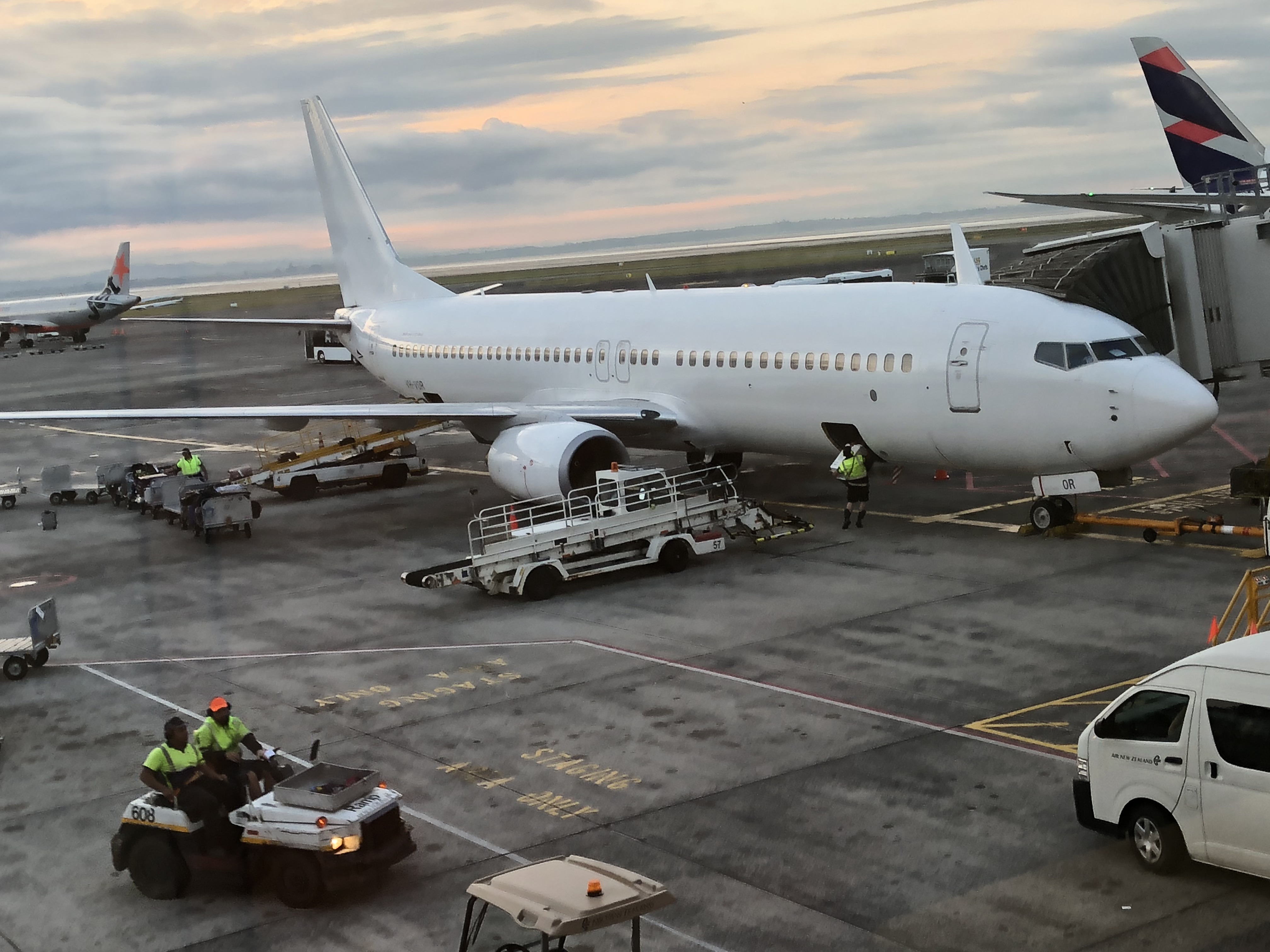 An Unmarked Virgin Australia Boeing 737-800