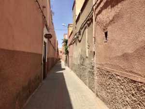 a narrow street with buildings