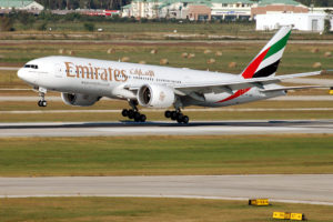 Emirates 777-200LR 