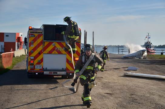 Flight collision at Toronto International Airport, WestJet flight on fire!