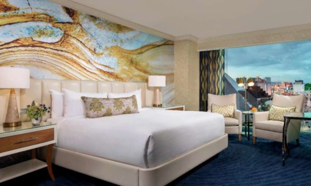 Food & Hotel Review: Mandalay Bay Resort & Casino, Las Vegas