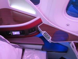 Qatar Airways 787 Business Class Seat