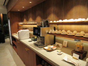Cathay Lounge Coffee and Pastry Spread
