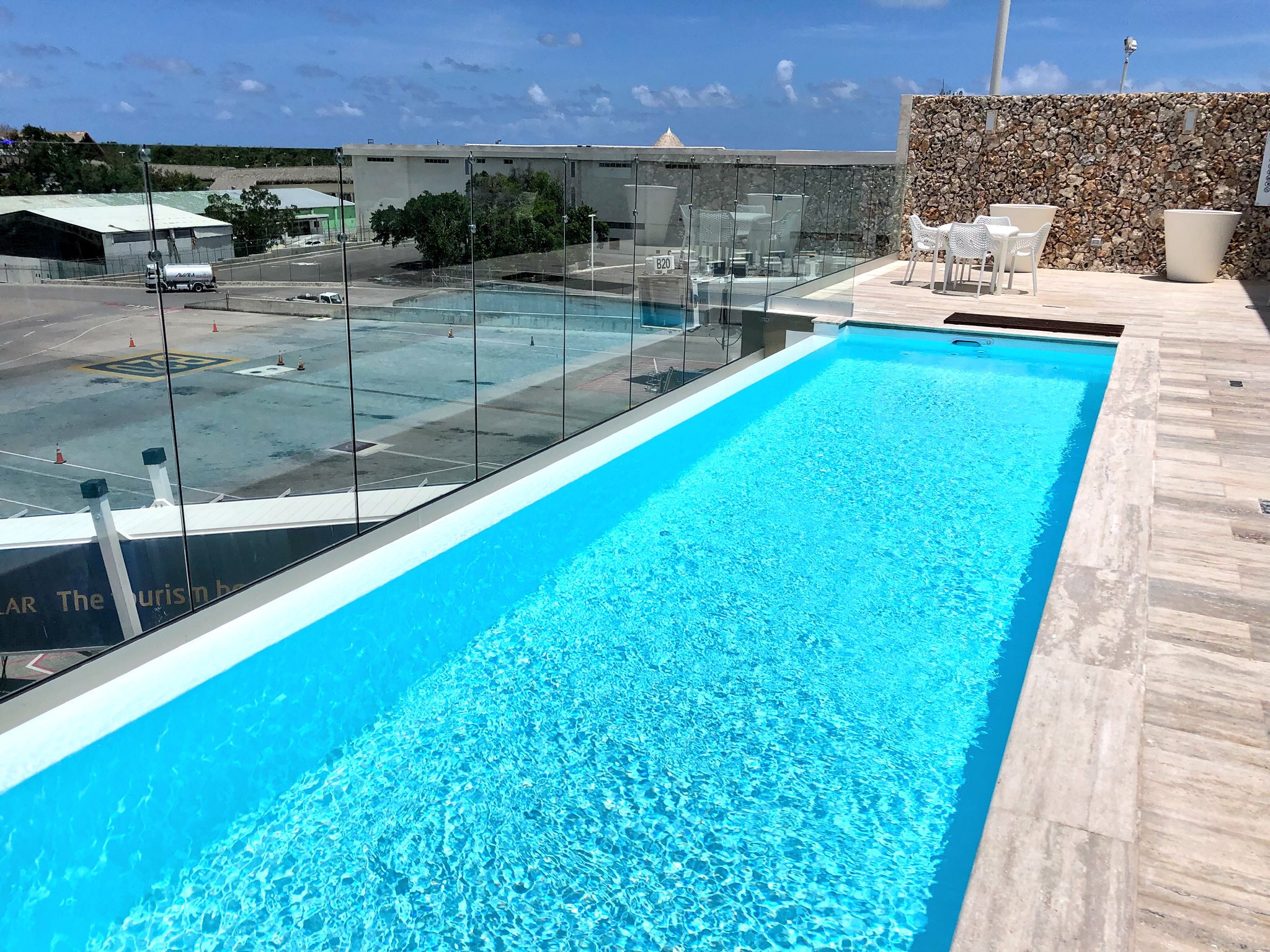 VIP Lounge Punta Cana Pool