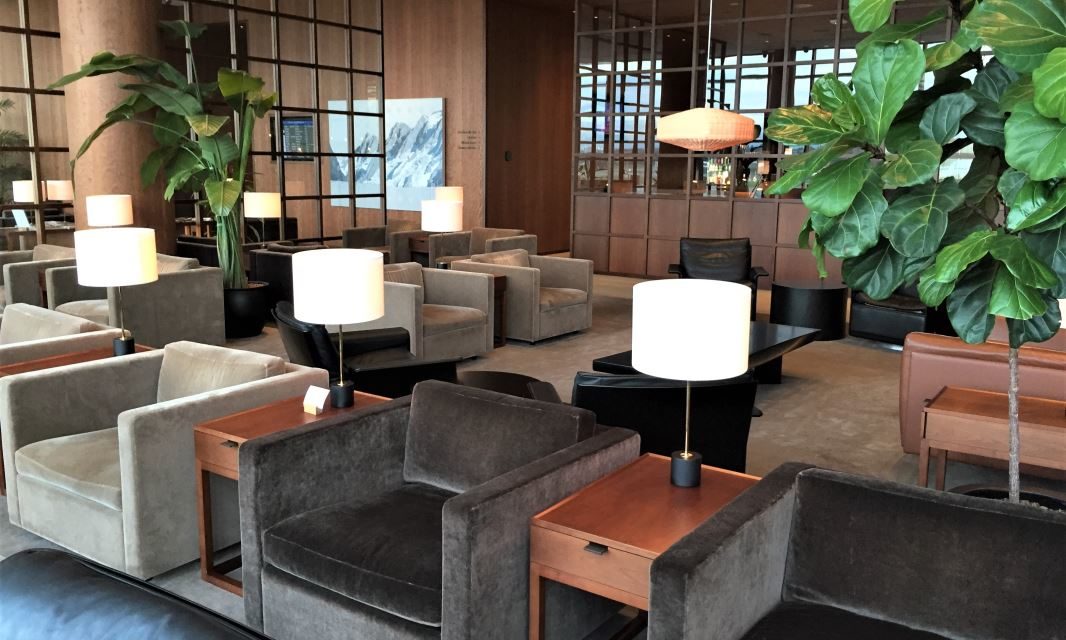 Review: Cathay Pacific Lounge Vancouver