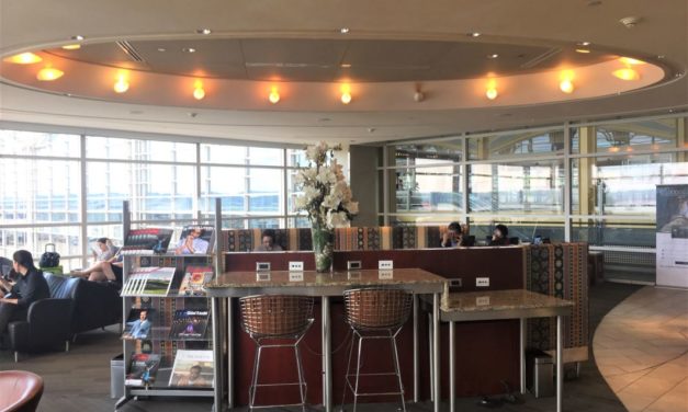 How bland is American Airlines’ Admirals Club at Washington DCA?