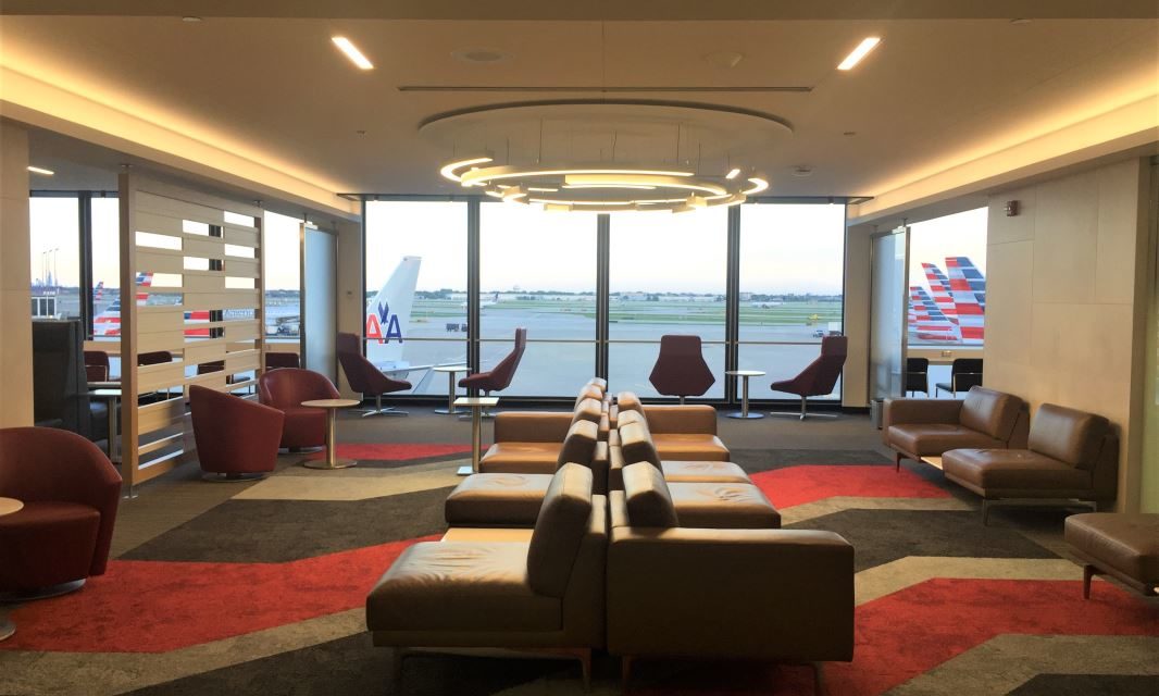 Review: American Airlines Flagship Lounge Chicago