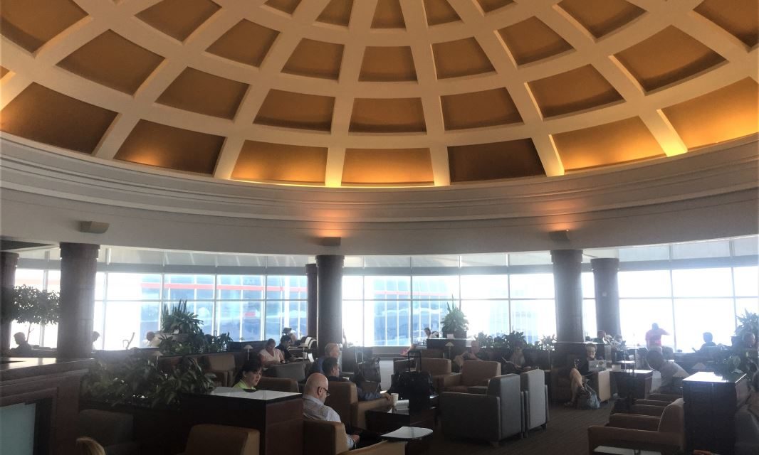 Review: American Airlines Admirals Club Charlotte