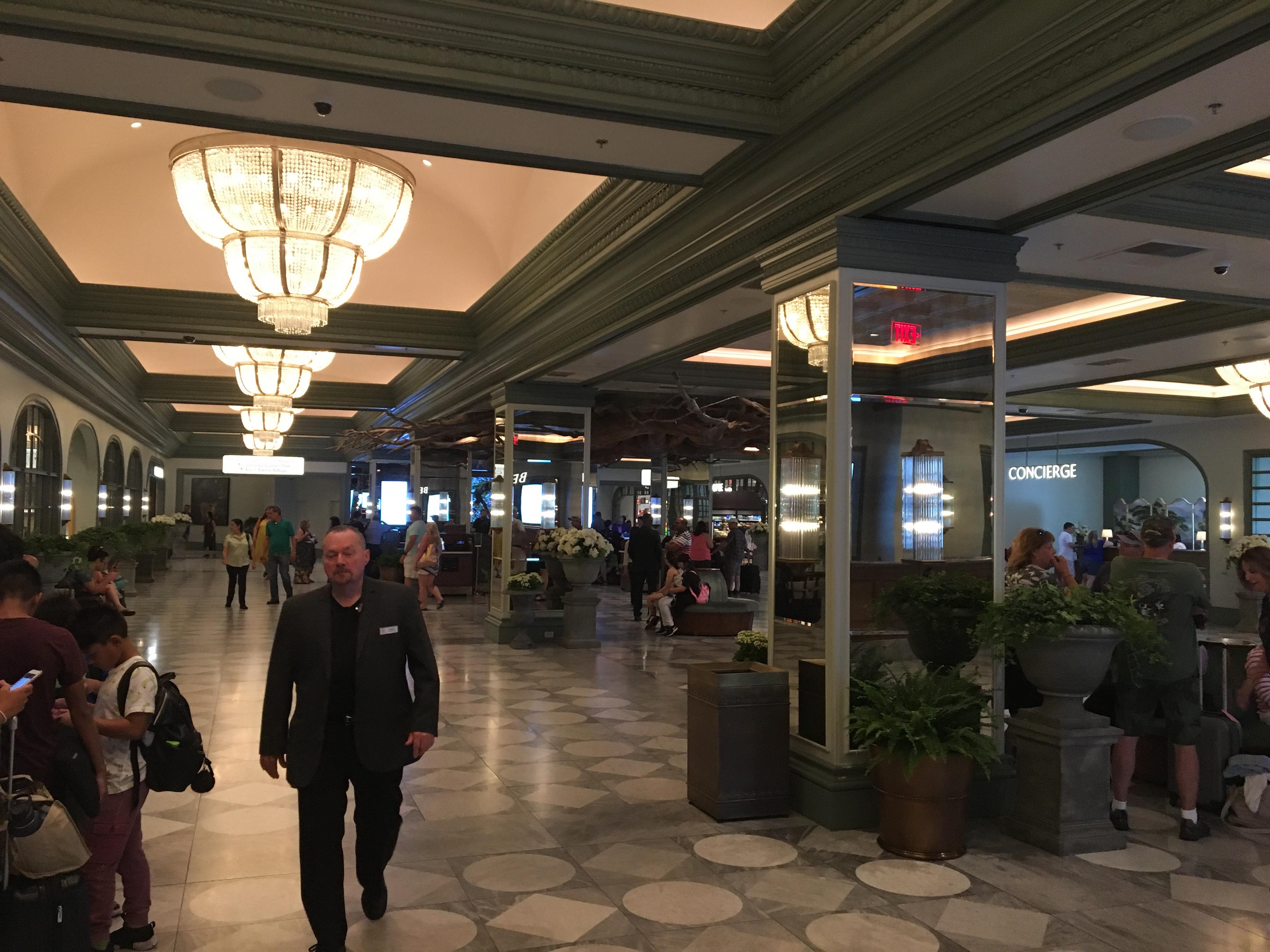 Hotel Review Park Mgm Hotel Casino Las Vegas Travelupdate