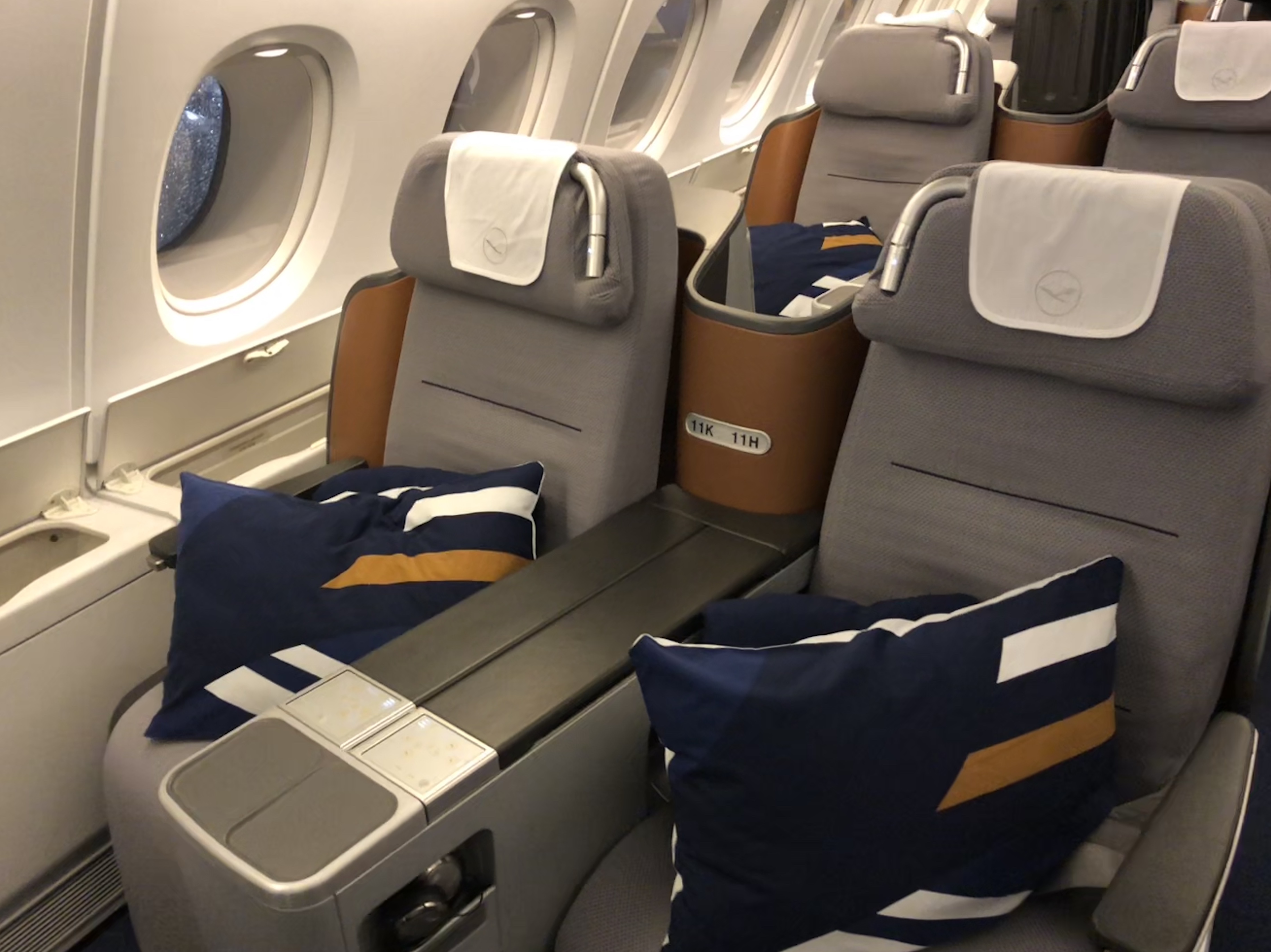 Lufthansa Business Class A350 Review Los Angeles (LAX) to Munich (MUC)