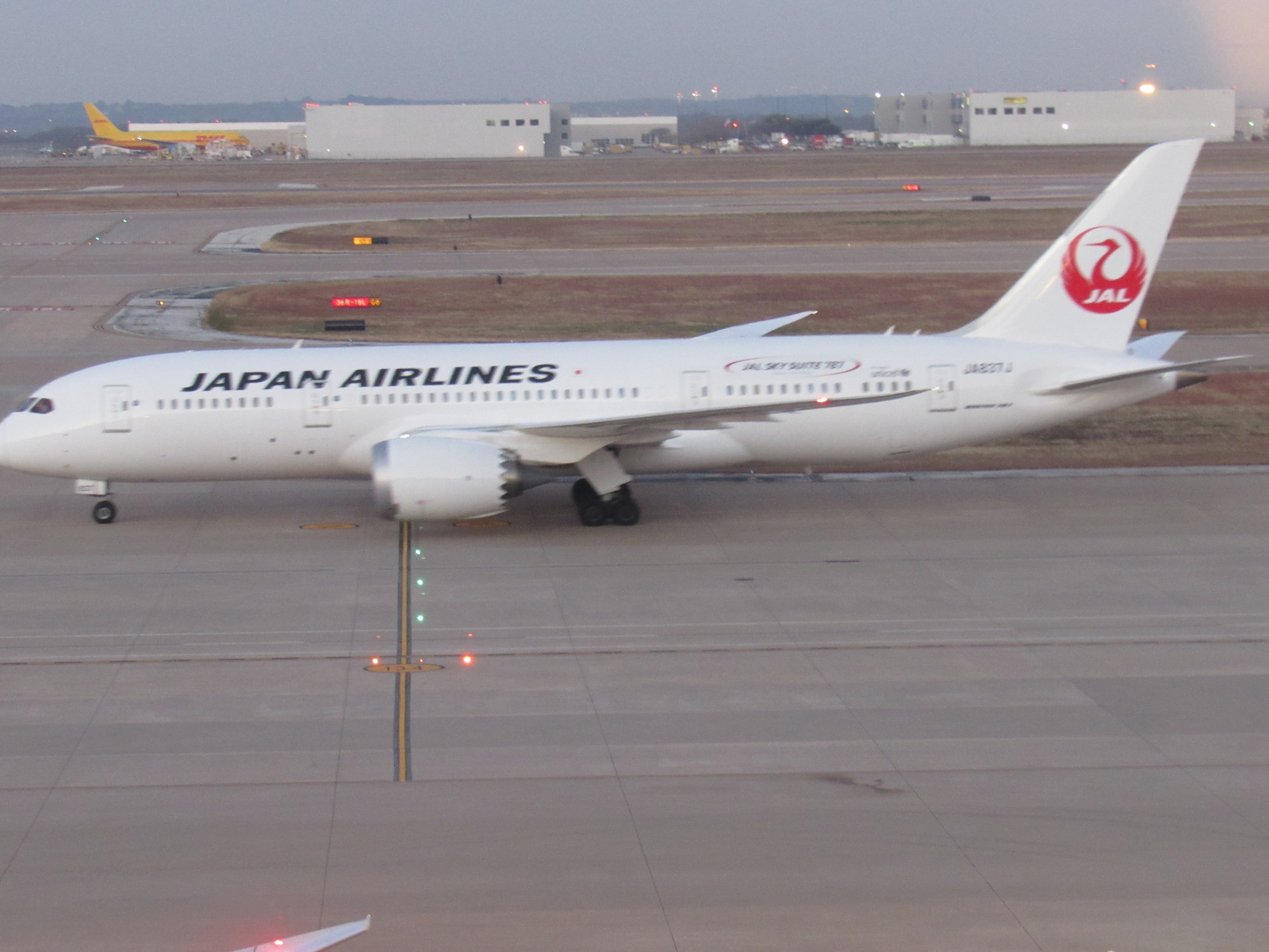 JAL 787