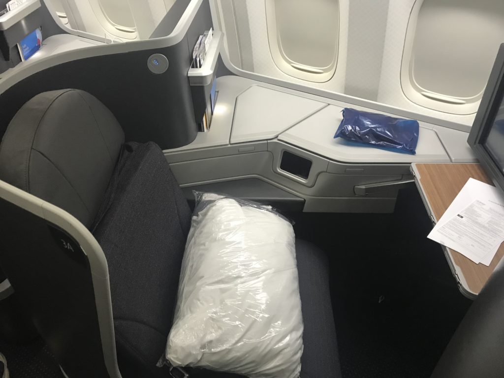 american airlines 777-200 business class seat