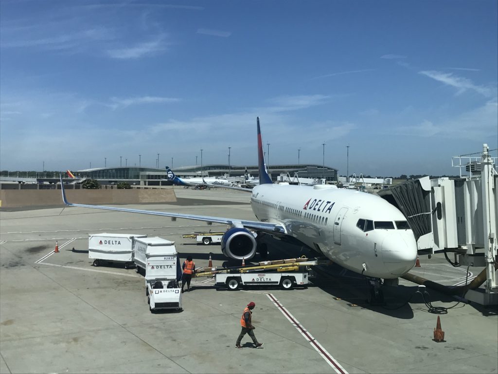 Cheapest and Best Way to Get from Sacramento Airport to Downtown