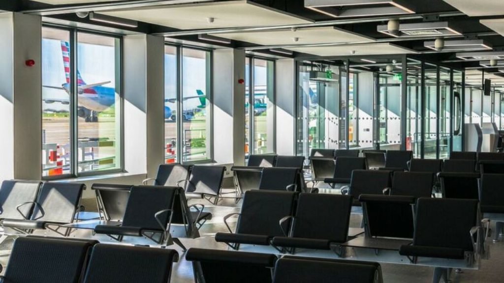 Dublin Airport South Gates Interior