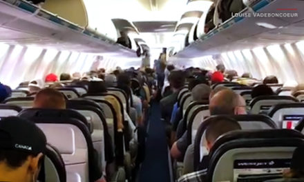[Video] Flight attendant captures the most orderly deplaning of a flight