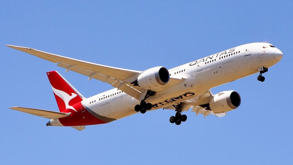 Qantas changing Santiago to 787s
