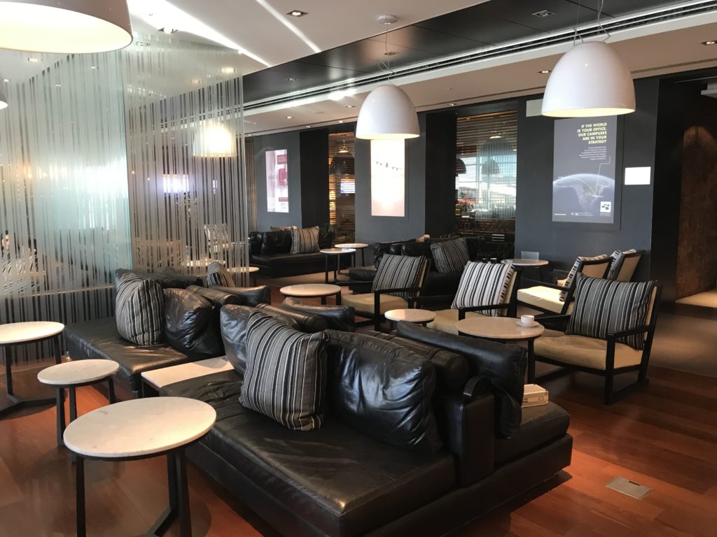Aeropuertos VIP Club Montevideo seating