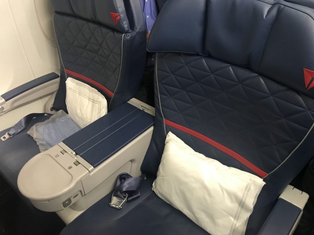 Delta 757 domestic first class seat