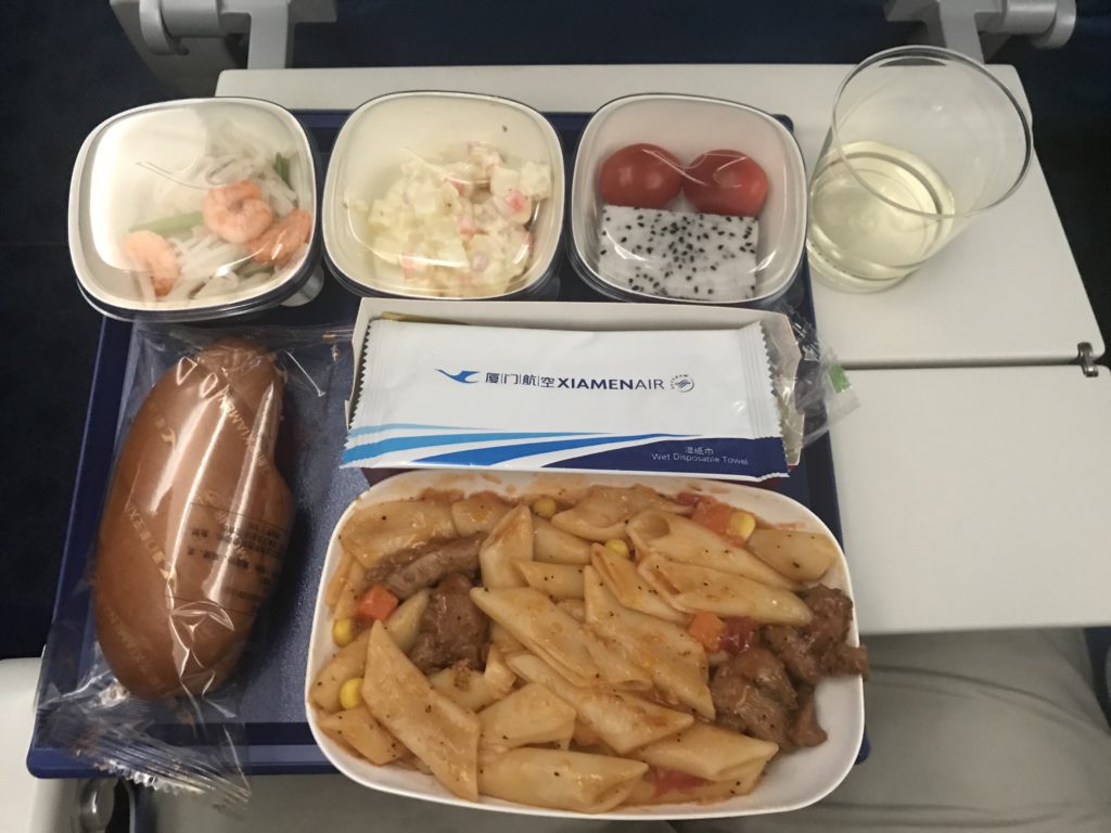 Xiamen Air 787-9 economy meal service