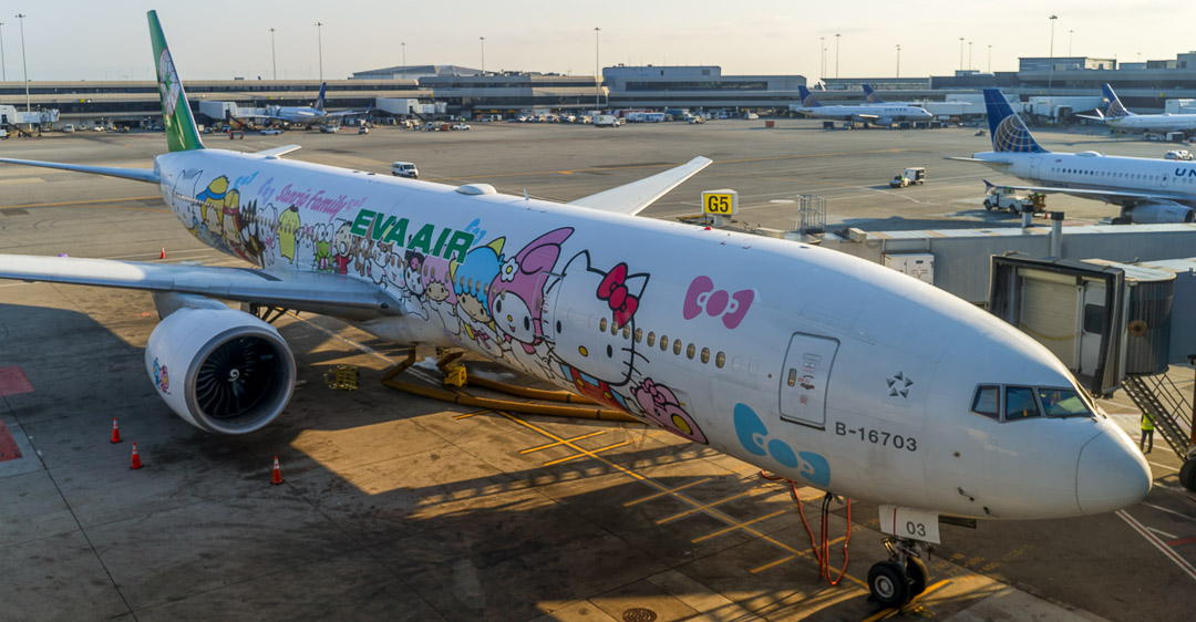 EVA Air Hello Kitty Plane Hand-In-Hand Jet Inaugural Ceremony